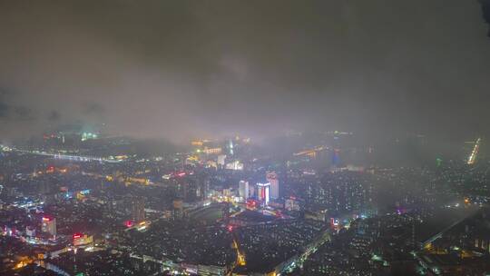 航拍鄂州城区夜景全景平流雾延时