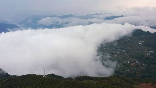 4k航拍高山峡谷云海