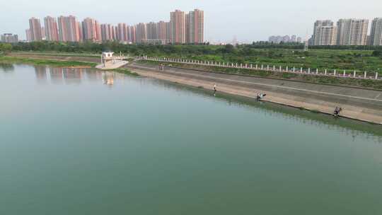 合肥蜀西湖俯瞰航拍城市大坝垂钓