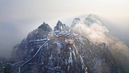 老君山雪景云海