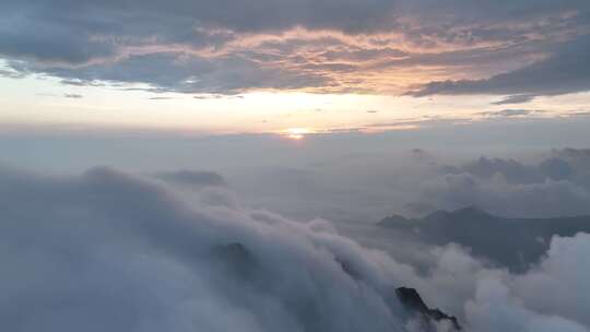 洛阳老君山云海