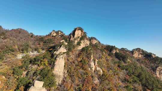 航拍千山山巅石峰景色