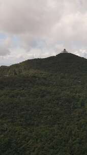 竖版航拍风景张家界天门山5A景区