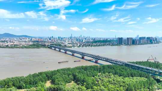 雨季洪涝 南京长江水位上升