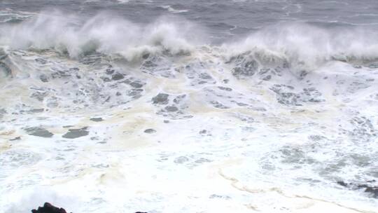 海面海浪翻滚