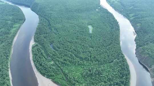 大兴安岭山川林海激流河风光