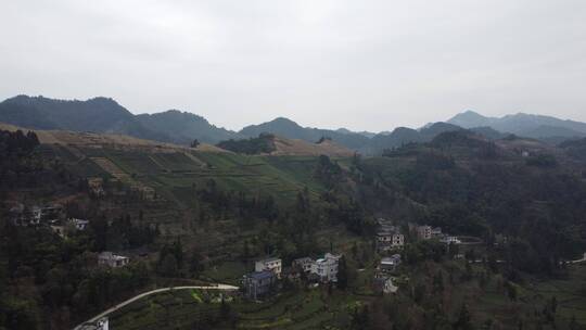 航拍山村风景