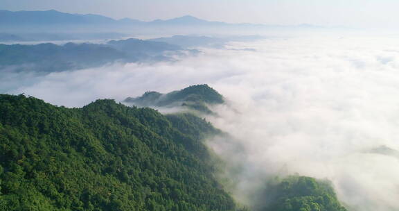 浙江山顶山峰的自然环境风貌