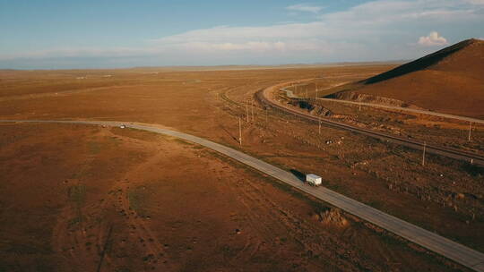 内蒙古草原公路大远景