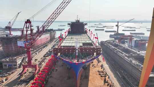 航拍长江港口码头船厂轮船仪式江轮海轮