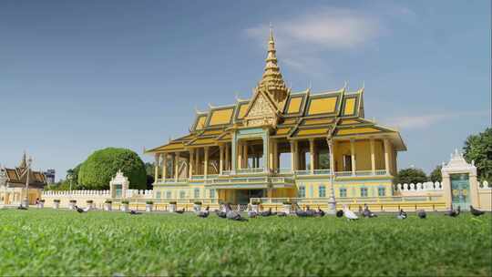 4k柬埔寨吴哥窟建筑物草坪