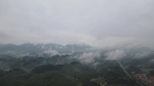 怀里五季 贵州 仁化 民宿  风景 烟雾缭绕