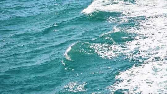 海南琼州海峡海上海浪浪花满画幅海水