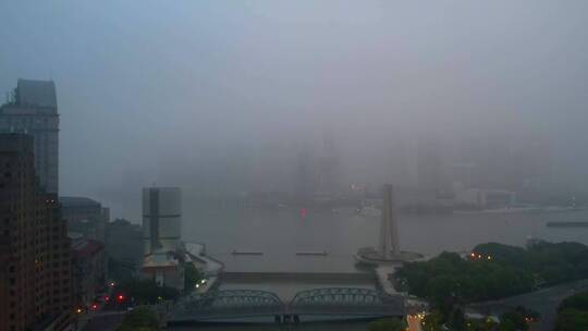 航拍上海城市雾霾浓雾