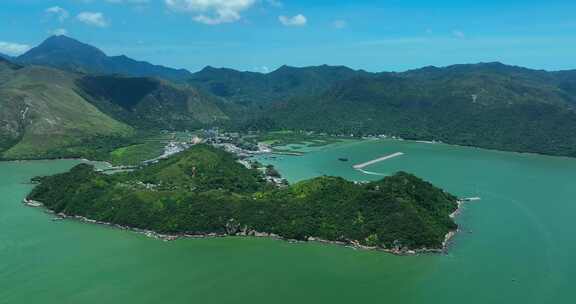 最新航拍香港大屿山海边渔村