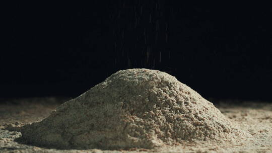 小麦面粉掉落视频素材模板下载