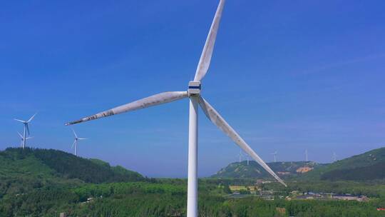 福建省东山岛的风车视频素材模板下载