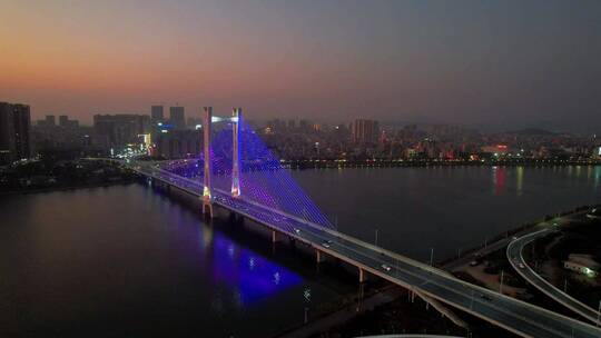 航拍广东潮州大桥夜景