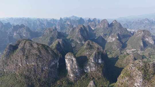 密集山峰桂林山川航拍