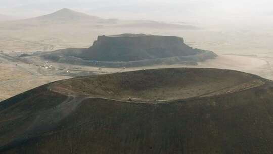 航拍乌兰哈达火山口合集