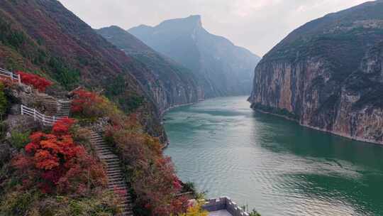 长江三峡奉节瞿塘峡古炮台航拍4K