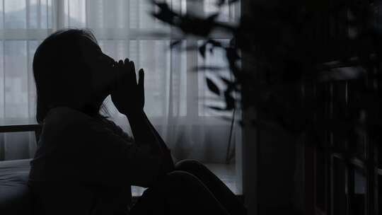 伤感抑郁焦虑痛苦