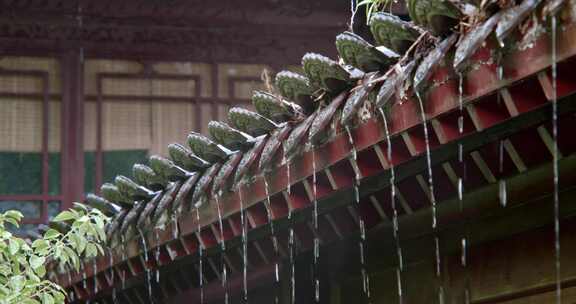 4k唯美 屋檐下雨 空镜意境