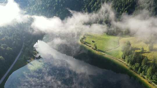 森林湖泊云海山川山脉云雾生态青山绿水