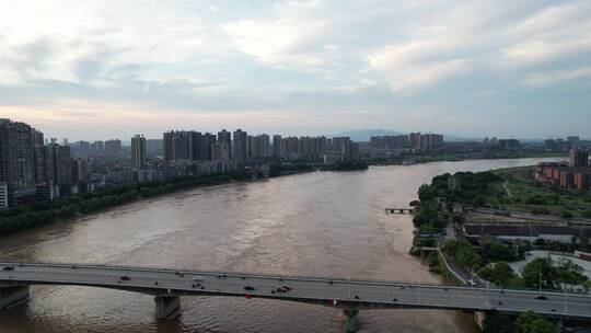 4k航拍衡阳船山路湘江大桥