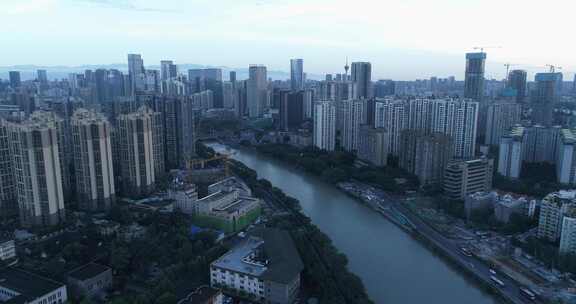 航拍傍晚雨后成都城市景观