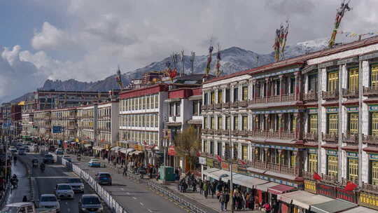 拉萨街道建筑与行人景象延时