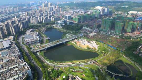 重庆礼嘉天街龙塘湖公园