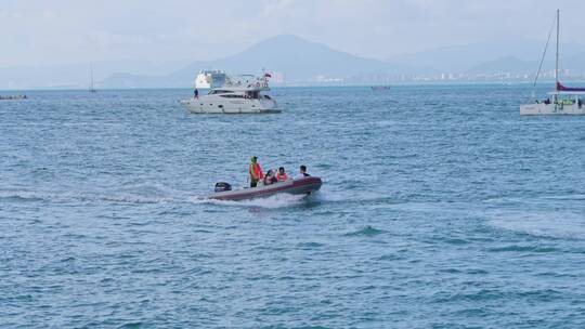 海南三亚游艇出海航拍