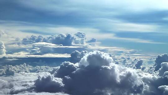 飞机上实拍高空云层风景视频