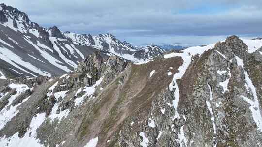 2023最新独库公路雪山峡谷公路