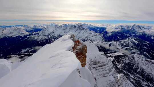 FPV无人机航拍雪山森林雪景滑雪场蓝天白云