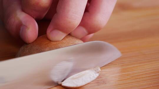 切香菇 切菜 做菜视频素材模板下载