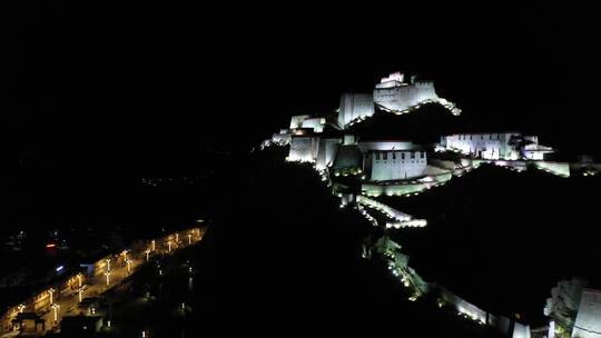 西藏江孜宗山古堡夜景航拍
