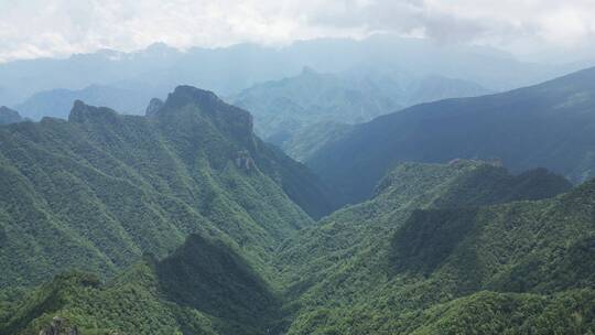 航拍湖北神农架5A景区神农谷