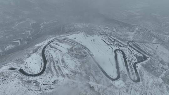 东白山雪后风车云海风光4K