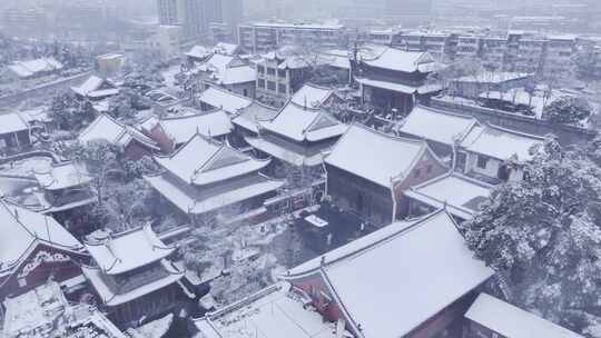 航拍武汉长春观古刹雪景寺庙人文历史古建筑