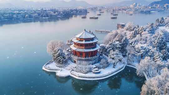 冬天雪景中的中式园林湖景与角楼