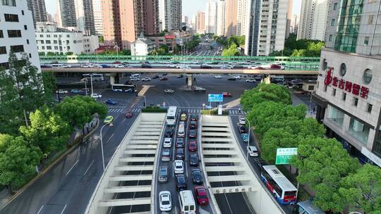 徐家汇路地道