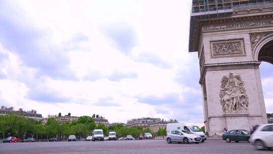 法国巴黎凯旋门周围的交通视频素材模板下载