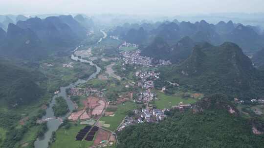 广西桂林遇龙河风景区风光