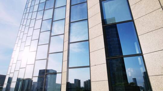 现代玻璃幕墙办公大楼航拍视频素材模板下载
