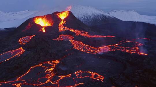 秀丽的火山视频素材模板下载