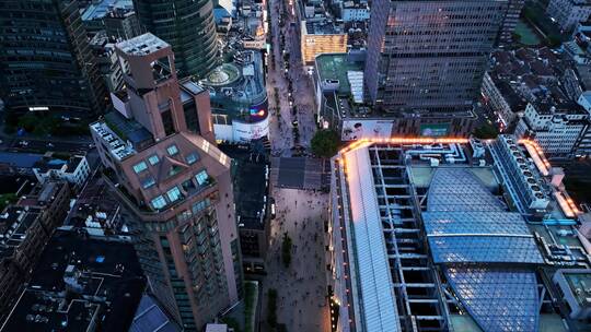 上海南京东路步行街夜景延时