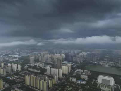 洛阳新区雨后穿云航拍