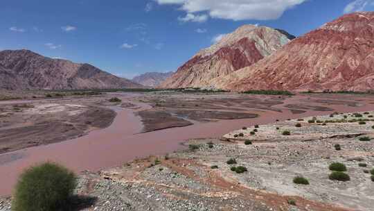 乌恰天山昆仑山交汇地貌航拍